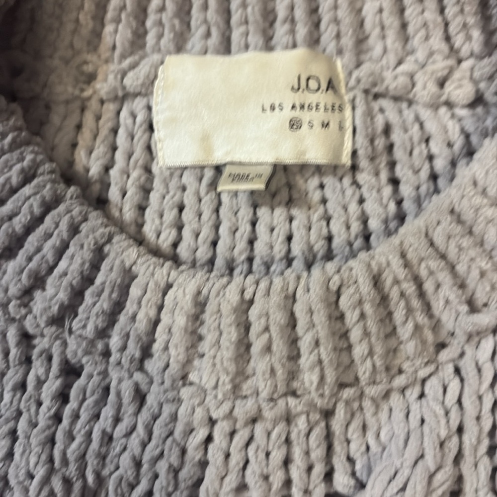 Gray Cable Knit Sweater - Picture 2 of 3